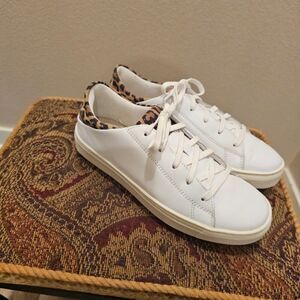 The Flexx Sneaky Cat White Leather Sneakers Size 7